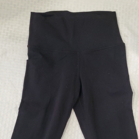 ALO Yoga Black Crop Ankle  Leggings Size S - Picture 4 of 9